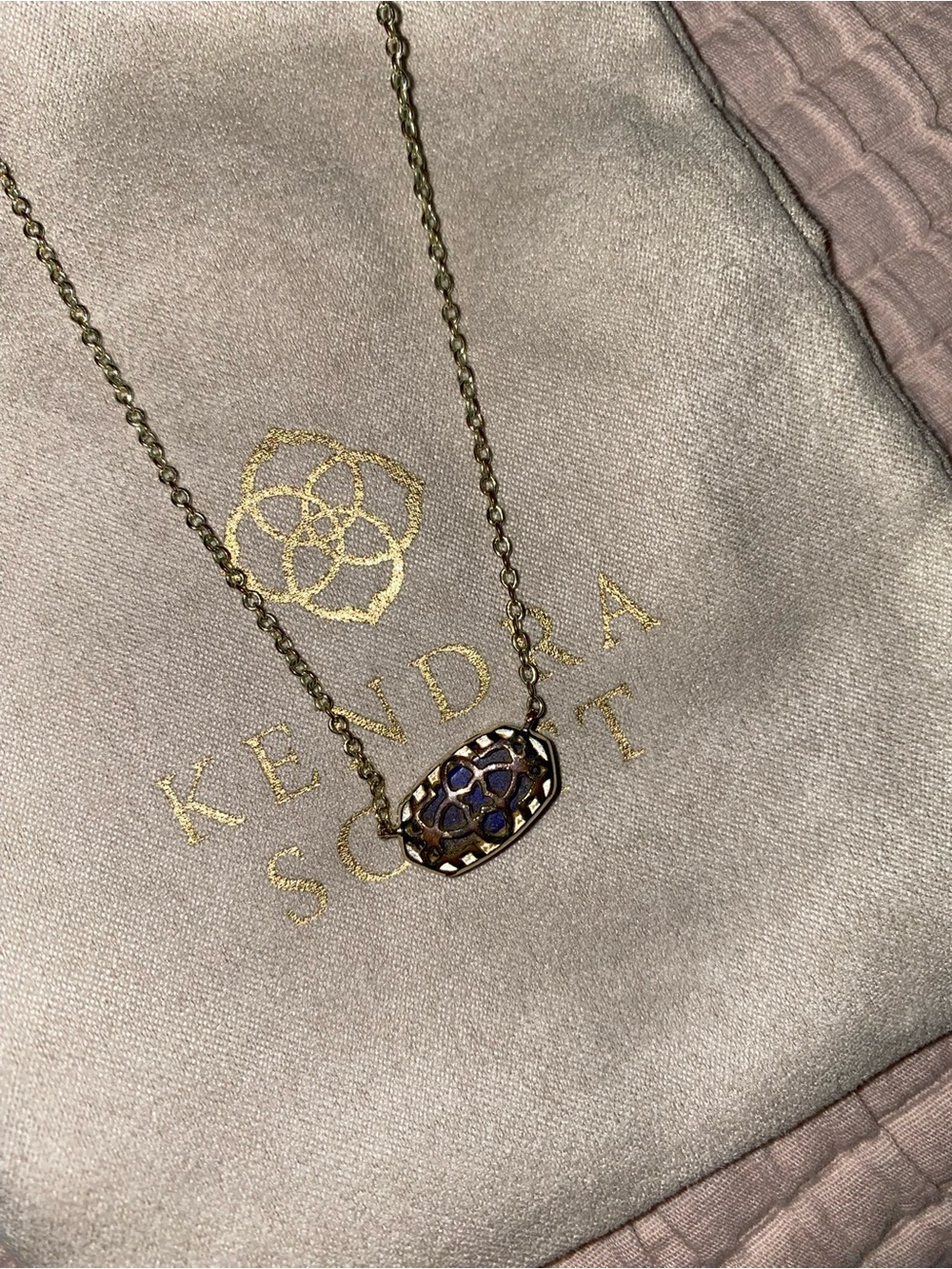 Kendra Scott Elisa Necklace - Picture 2 of 2